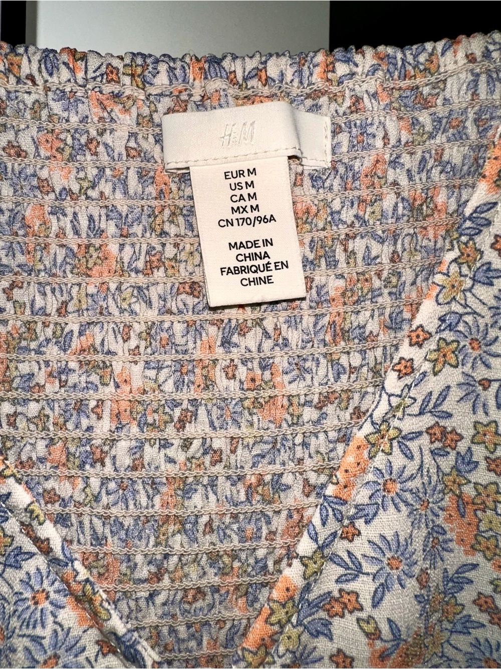 Women’s Floral Drawstring Blouse Cropped - Picture 4 of 7
